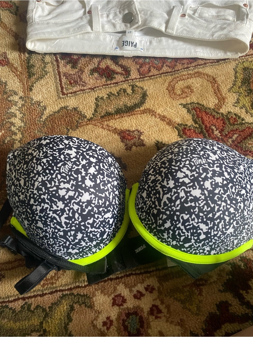 PINK Neon Trim Black & White Pattern Push-Up Bra 32 dD